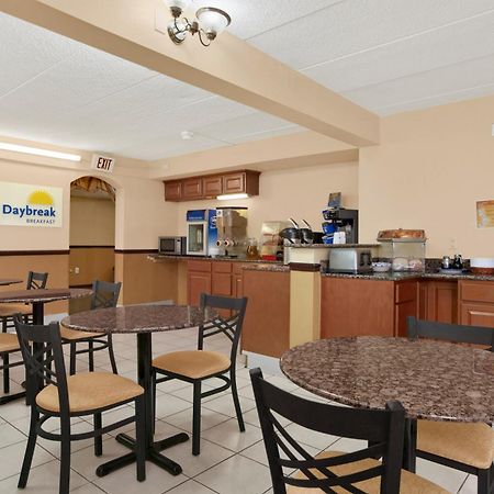 Days Inn By Wyndham Hagerstown I-70 Exteriér fotografie