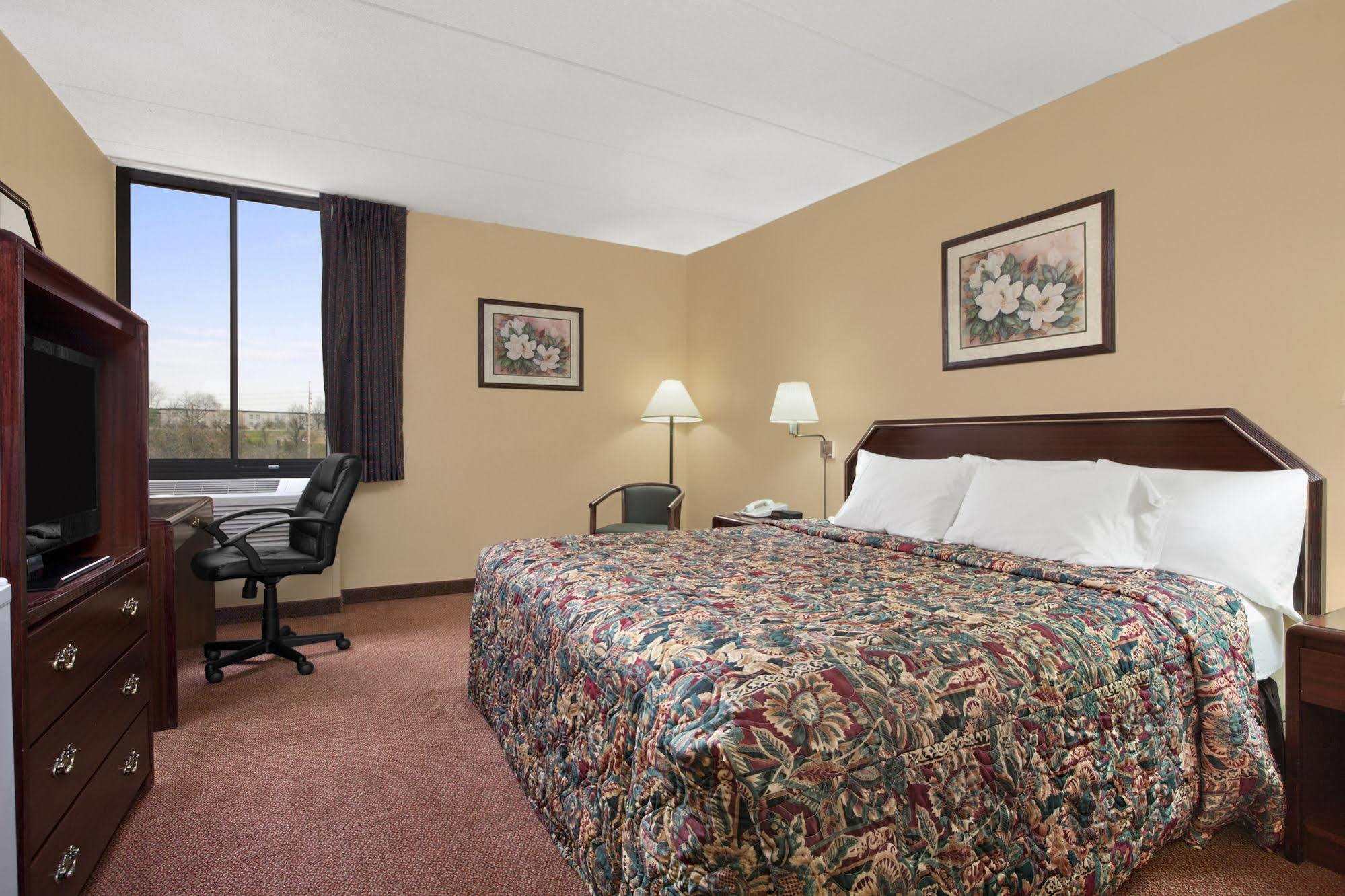 Days Inn By Wyndham Hagerstown I-70 Exteriér fotografie