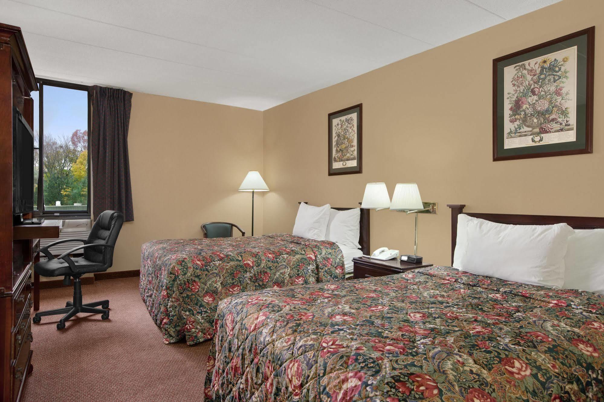 Days Inn By Wyndham Hagerstown I-70 Exteriér fotografie